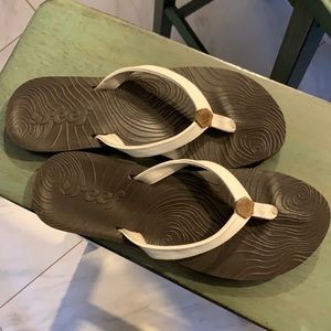 Reef Zen Love in white